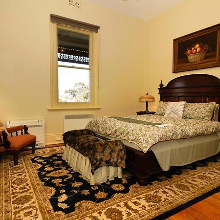 Bairnsdale Bed And Breakfast Екстериор снимка